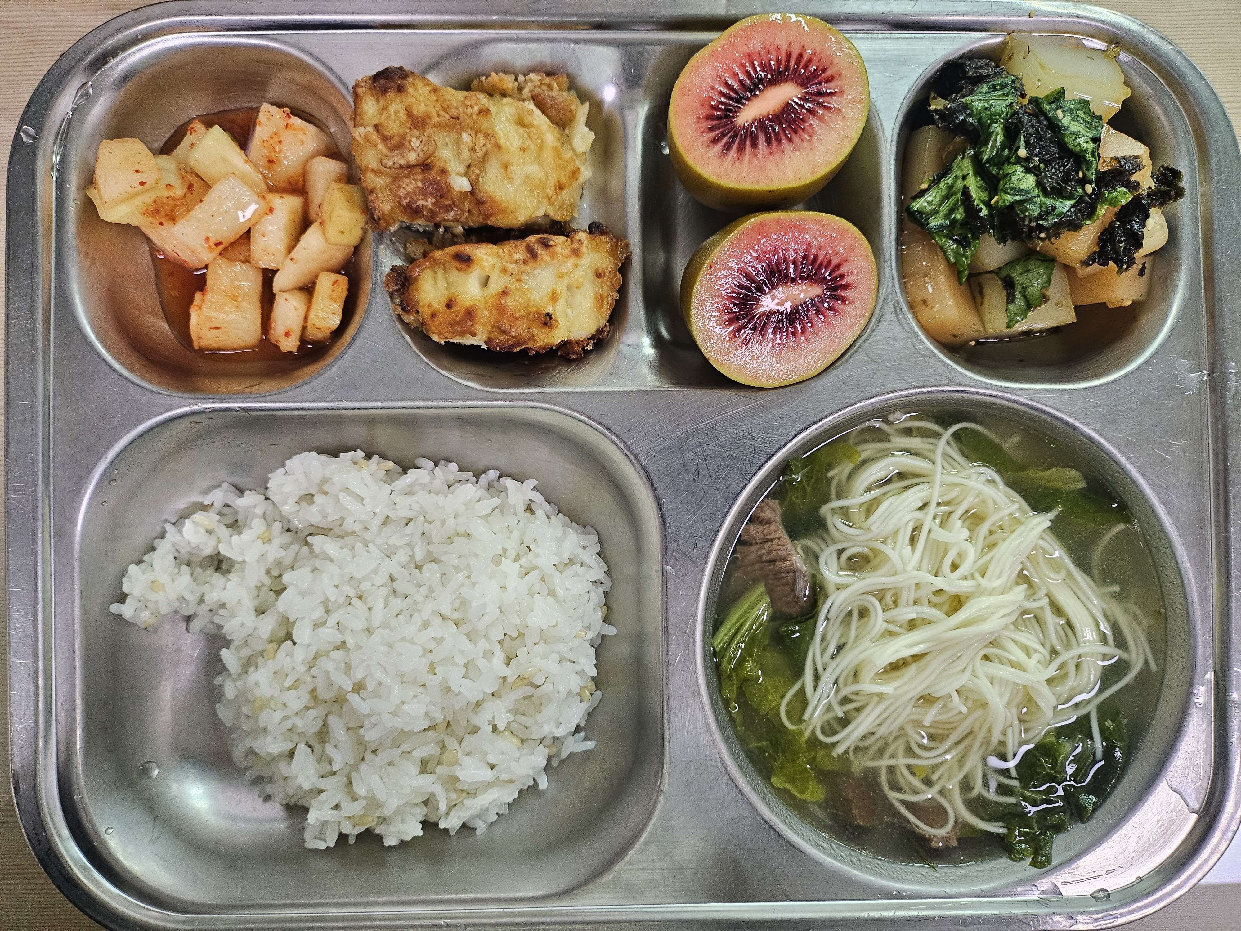 4월 10일 화천유치원 점심사진 사진